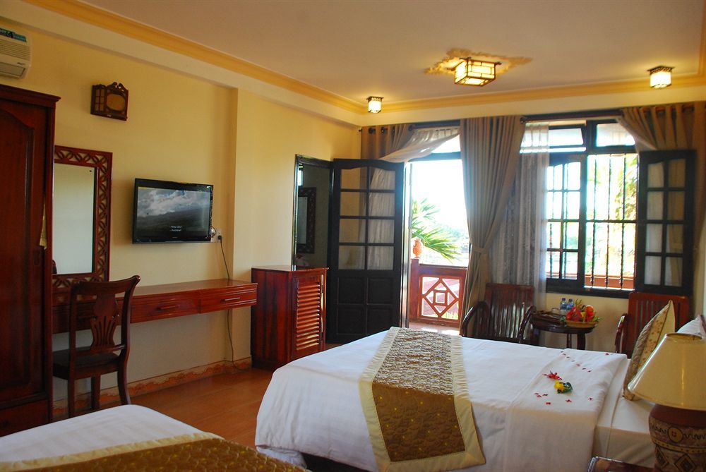 Pho Hoi Riverside Resort Hoi An Exterior photo